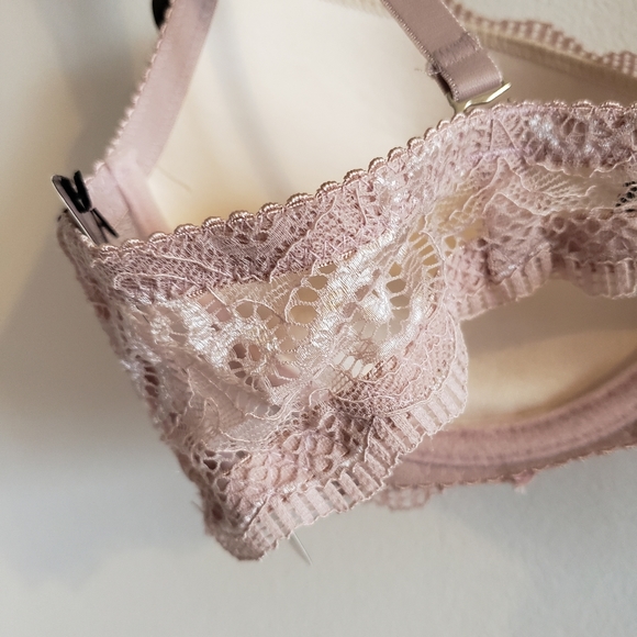 Rene Rofé Rose Pretty Lace Slight Padded Wire Bra Single Clasp Women's 36B NWOT - Picture 8 of 11